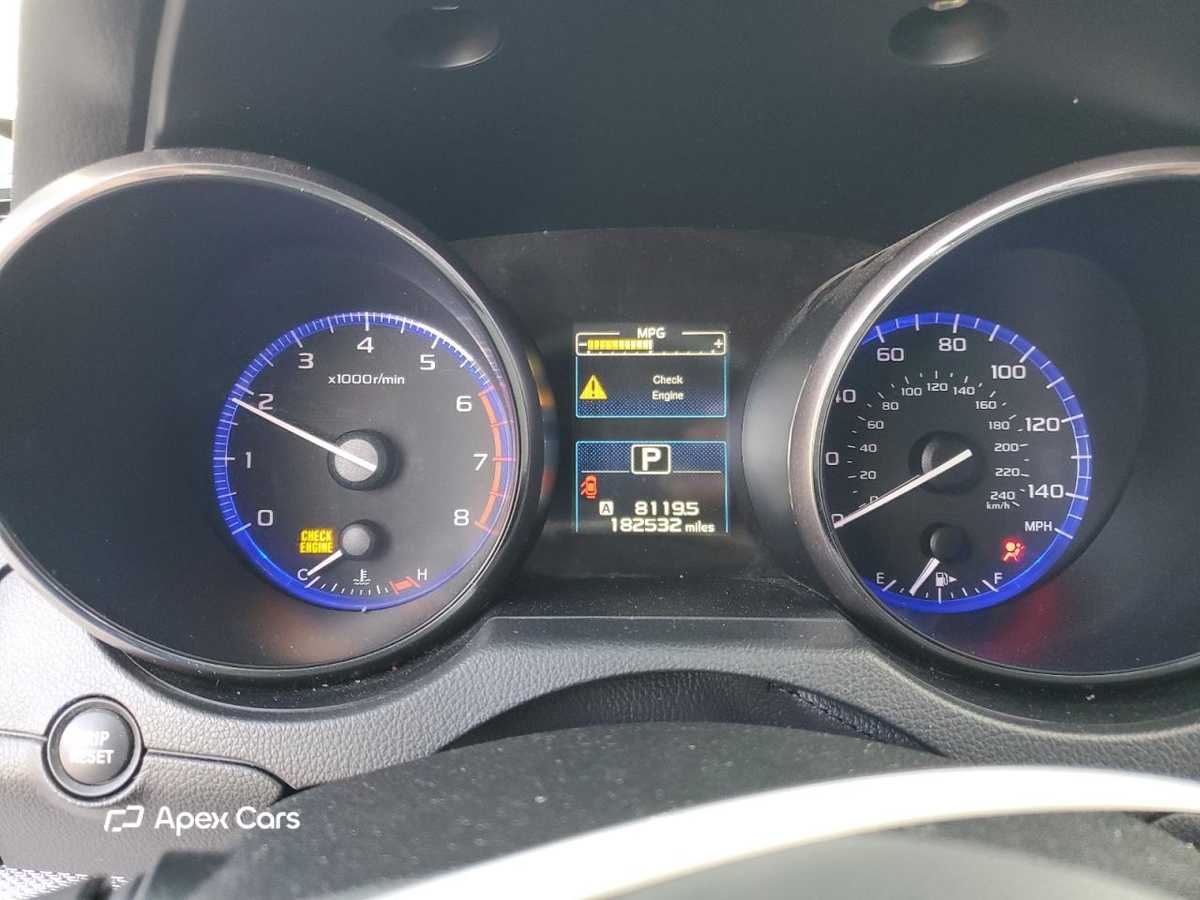 Subaru Legacy 2015