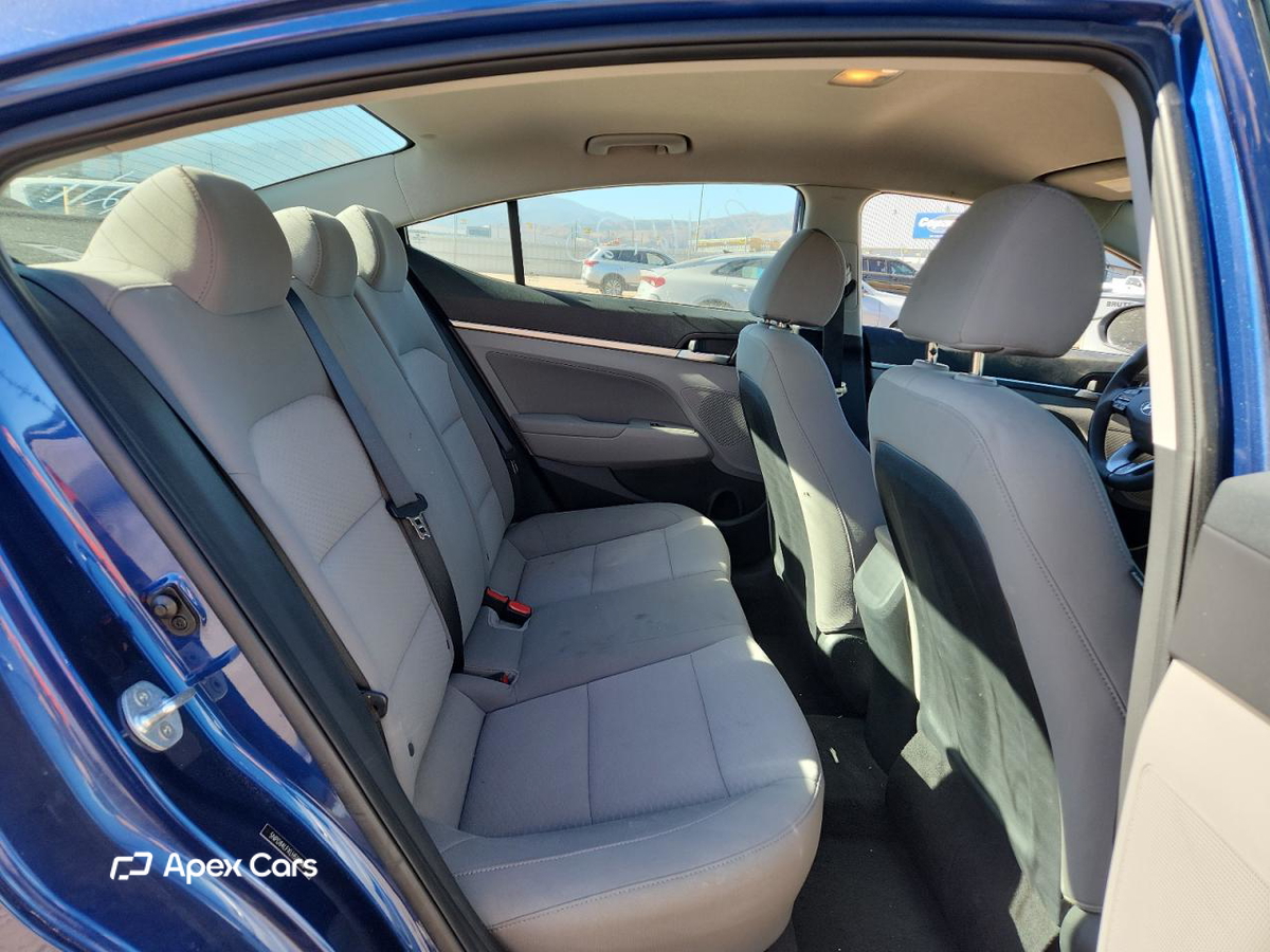 Hyundai Elantra 2020