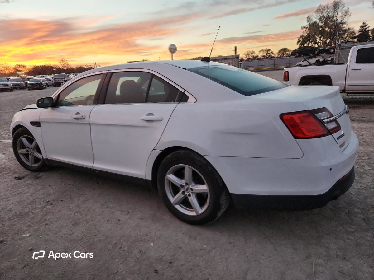 Ford Taurus 2015