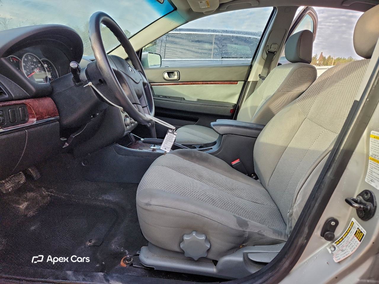 Mitsubishi Galant 2009