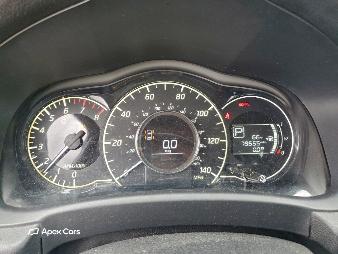 Nissan Versa 2015