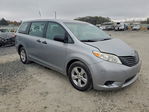 Toyota Sienna 2016