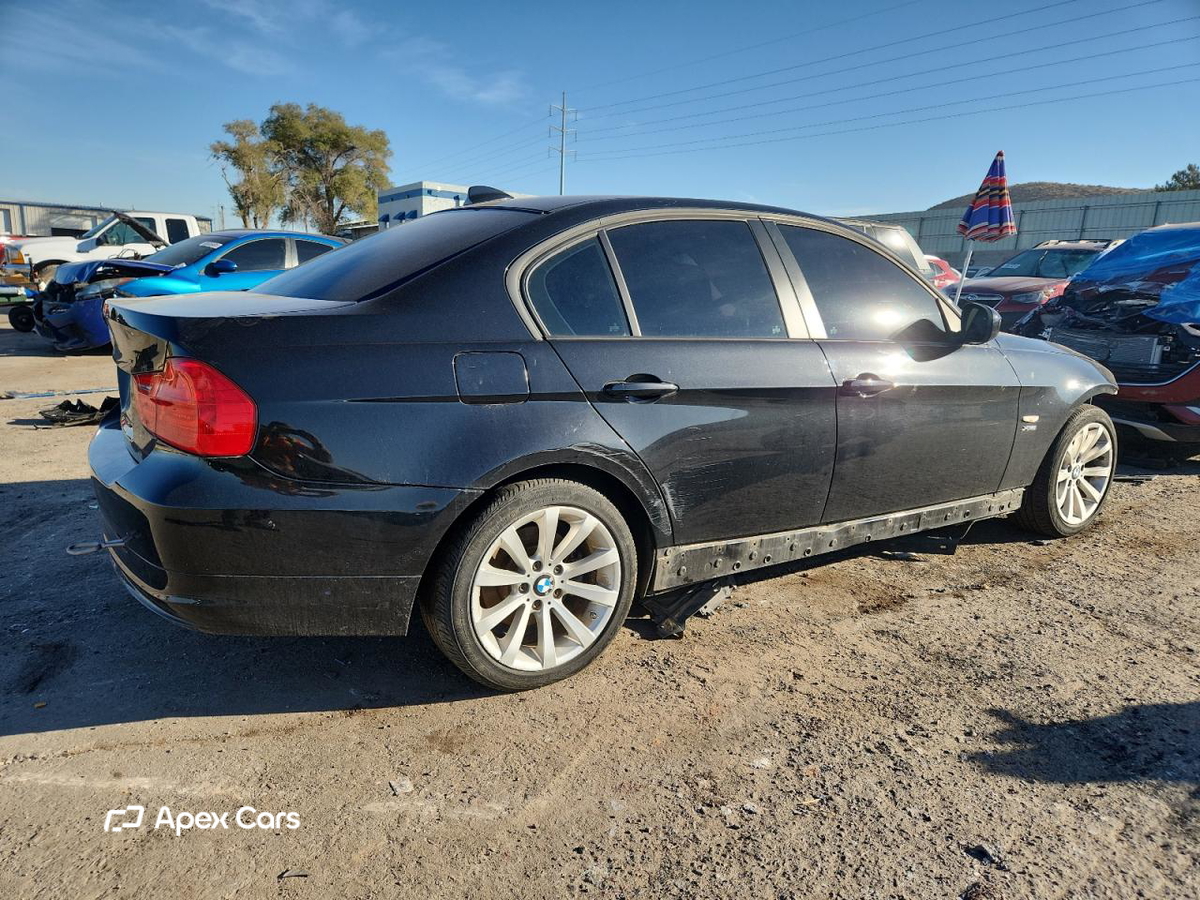 BMW Series 3 2011