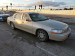 Lincoln Town Car 2010