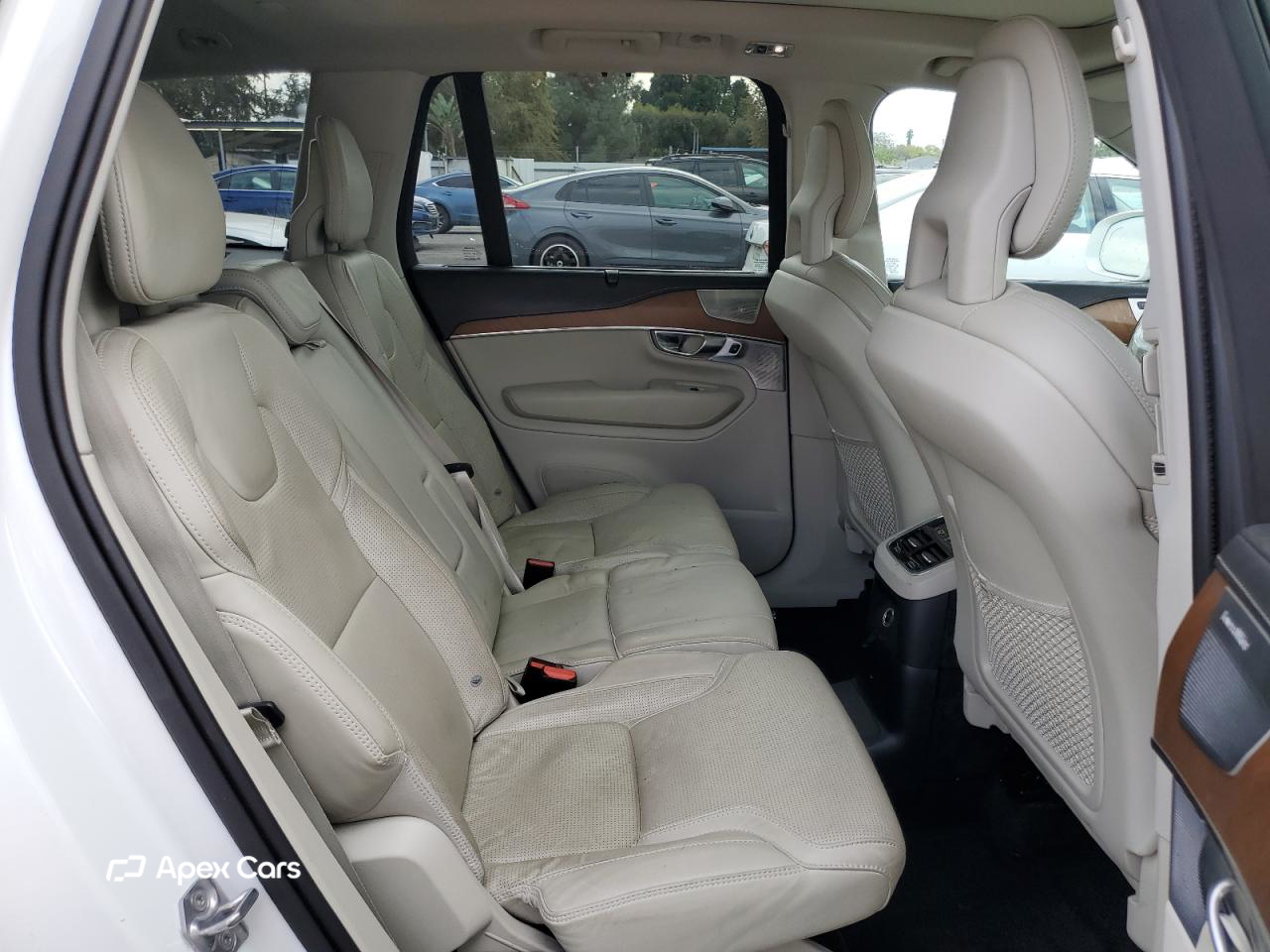 Volvo XC90 2017