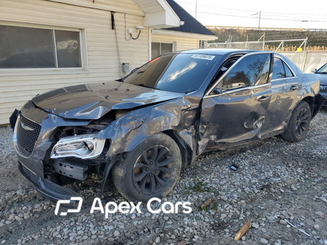 Chrysler 300 2015 - Image 1 of 12