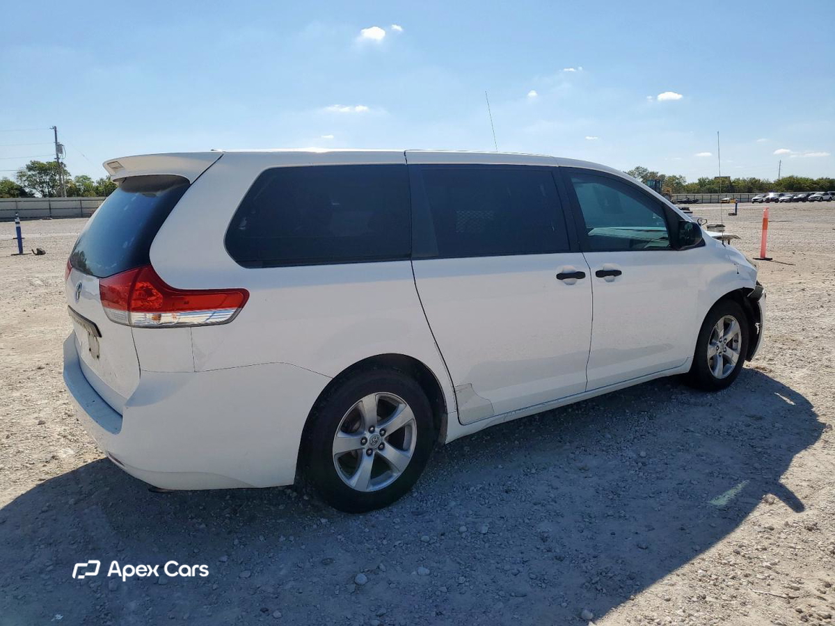 Toyota Sienna 2012