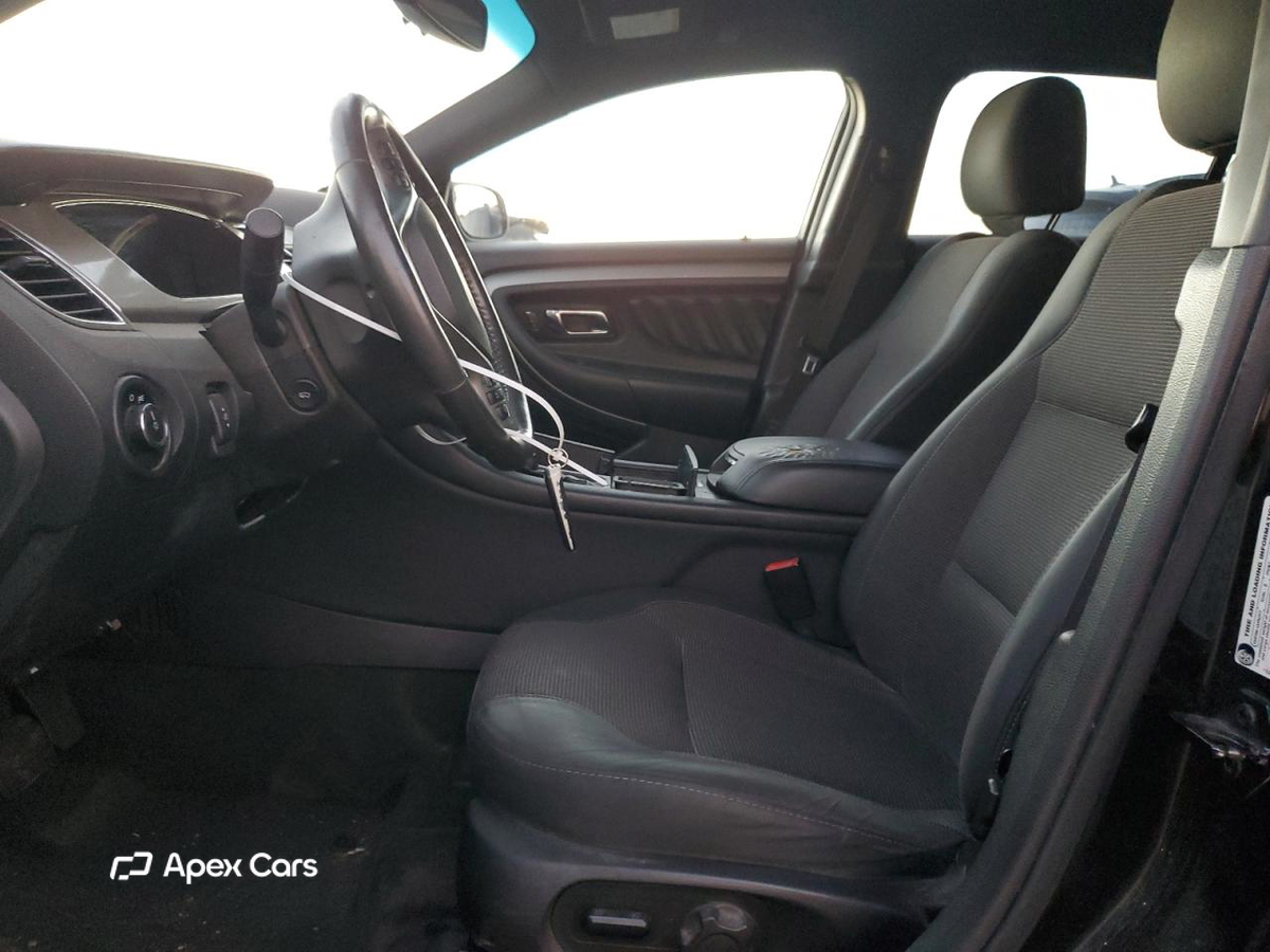 Ford Taurus 2015