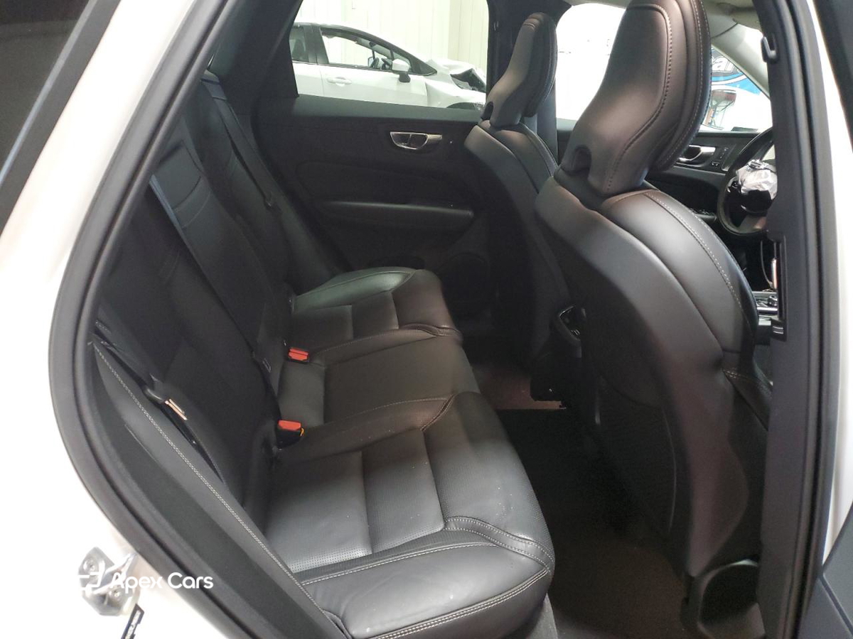Volvo XC60 2021