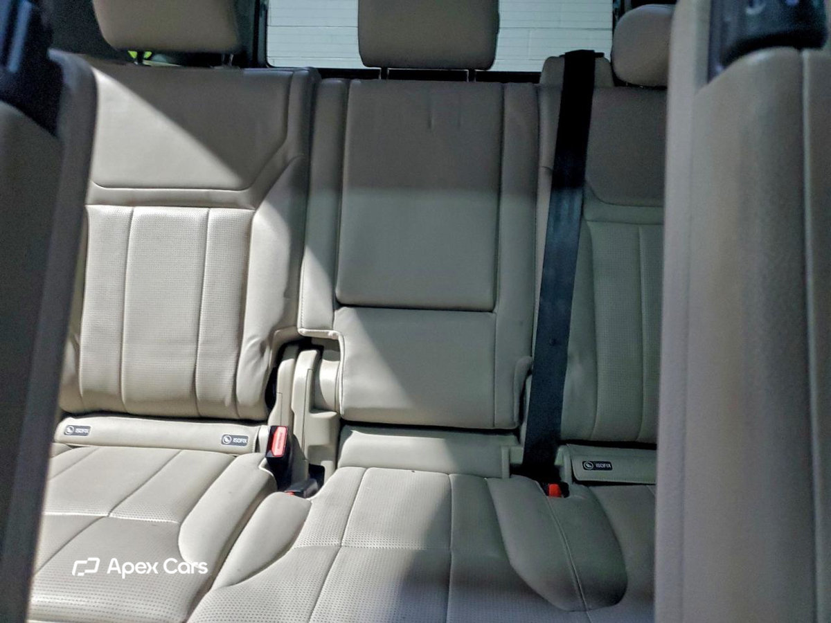 Land Rover Discovery 2019