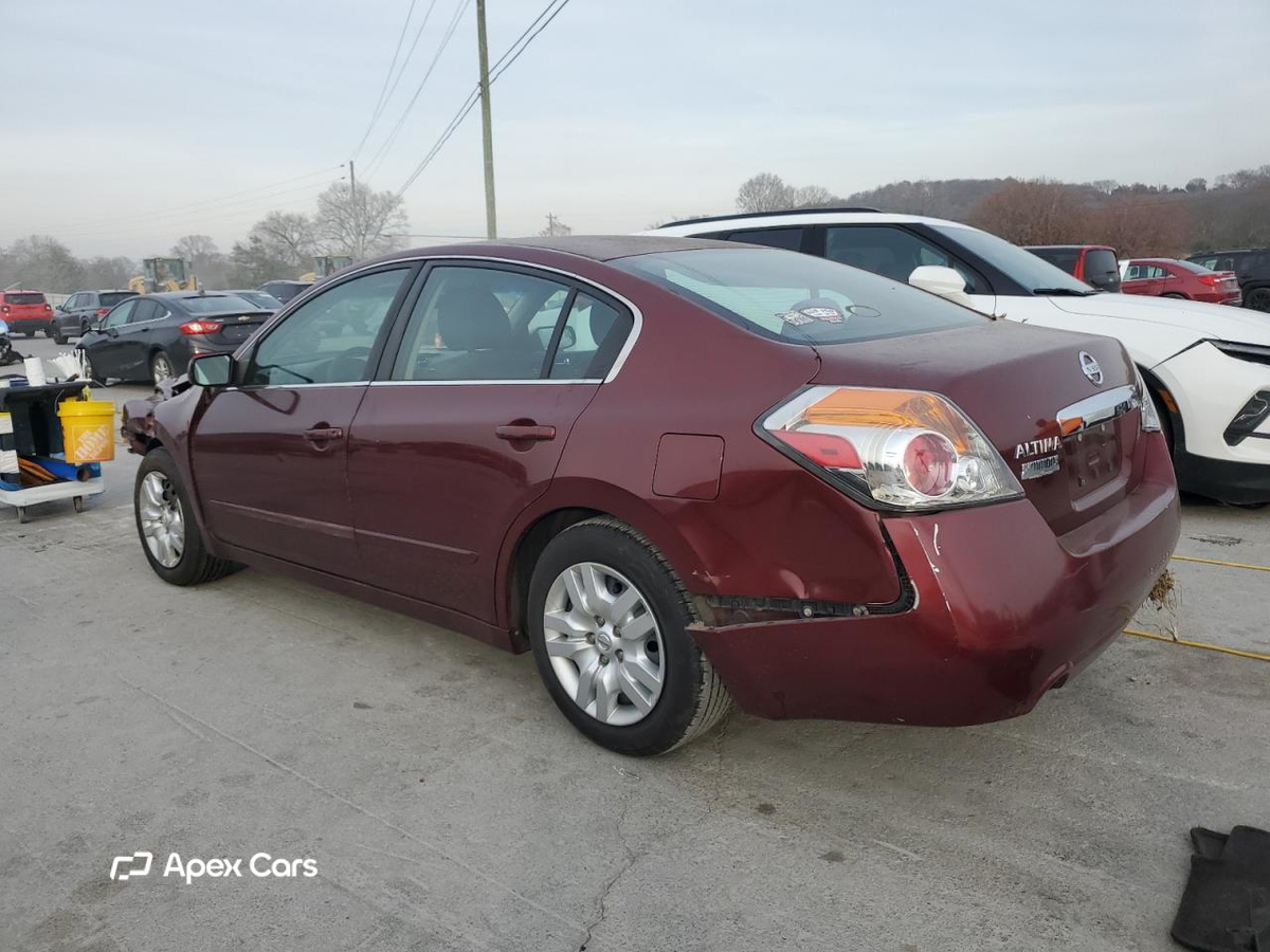 Nissan Altima 2012