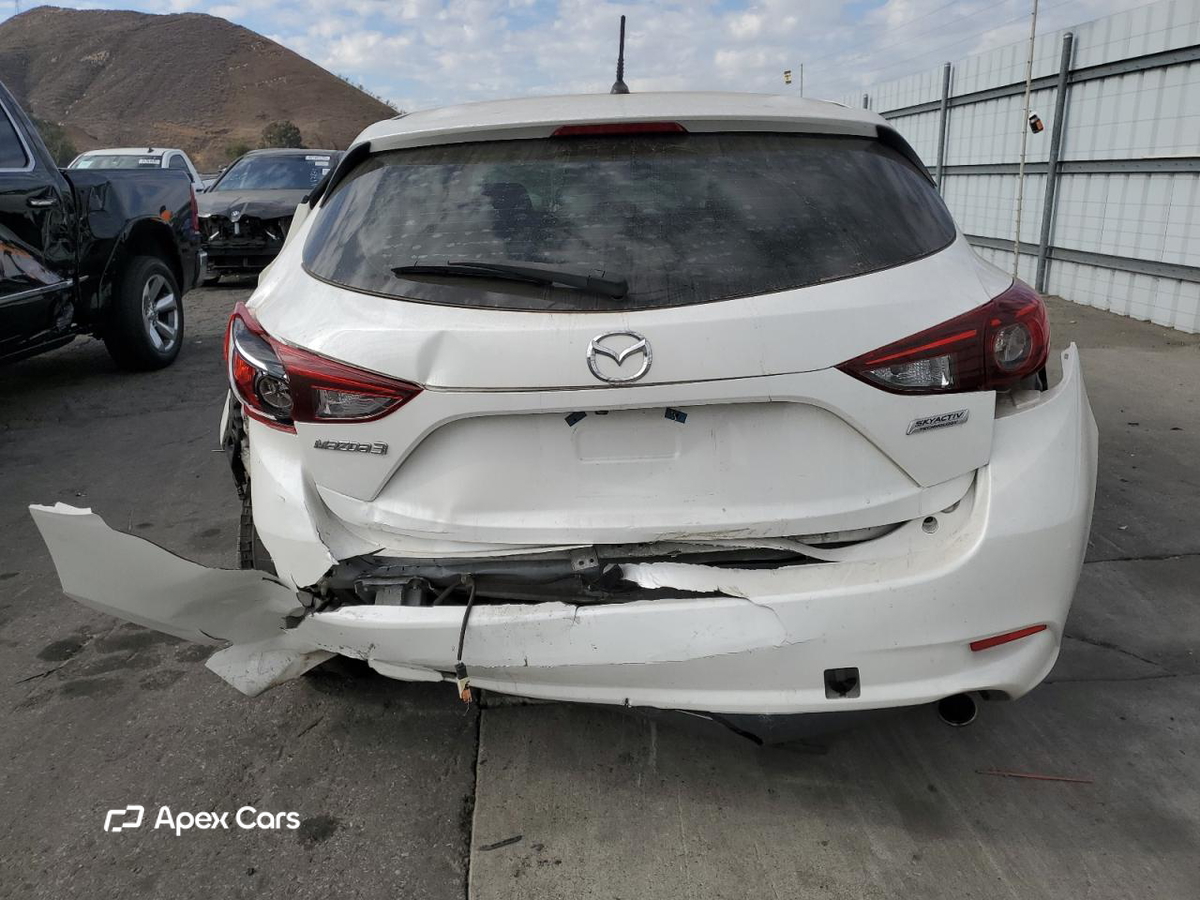 Mazda 3 2018