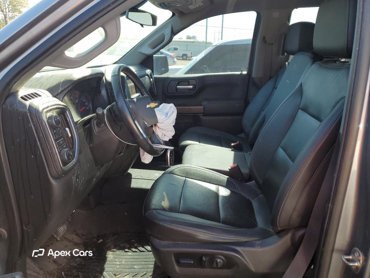 Chevrolet Silverado 2021