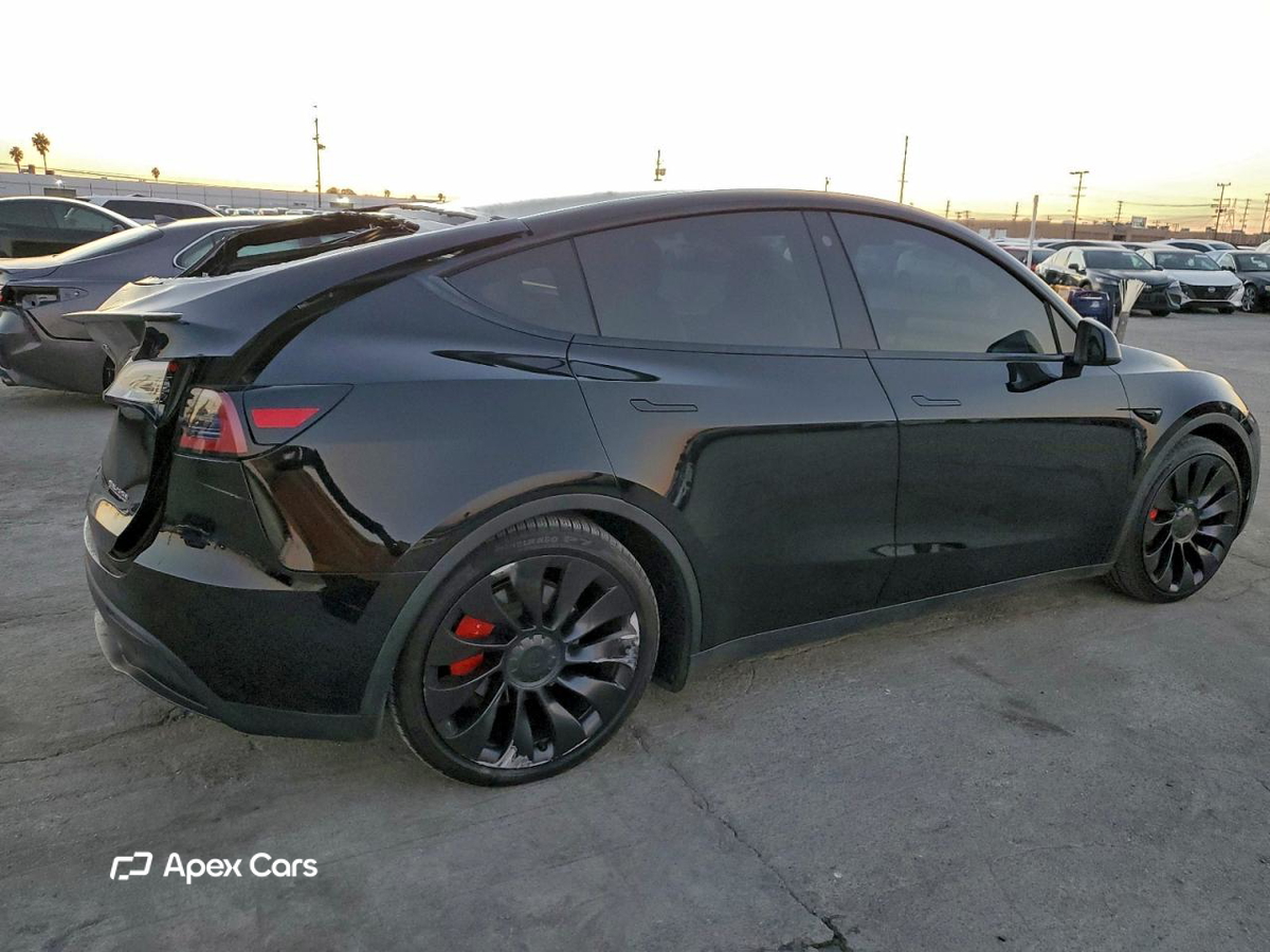 Tesla Model Y 2022