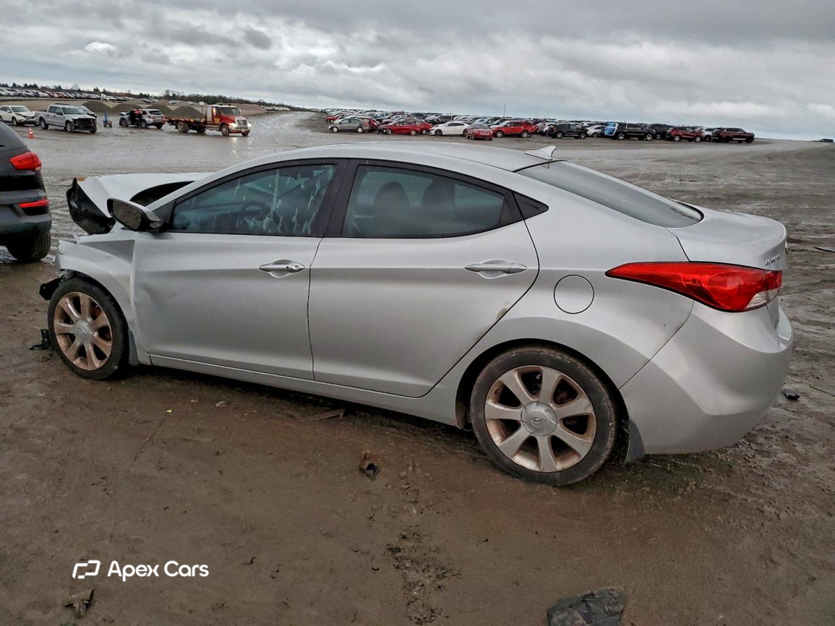 Hyundai Elantra 2013
