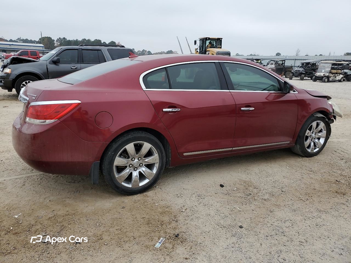 Buick LaCrosse 2011