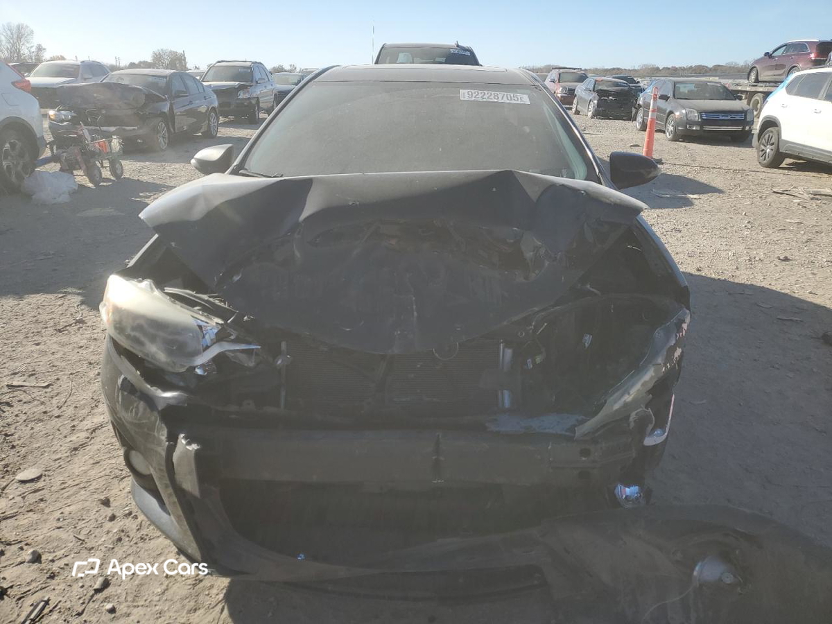 Toyota Corolla 2015