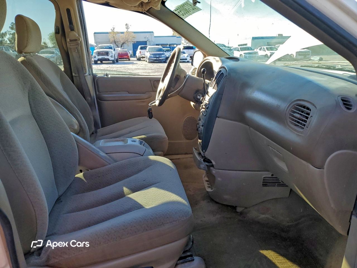 Dodge Caravan 2003