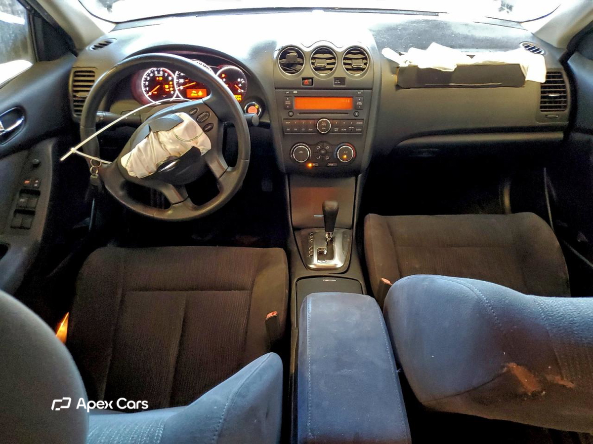 Nissan Altima 2011