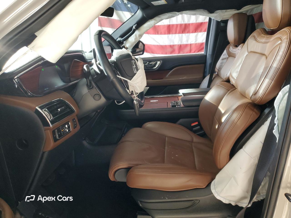 Lincoln Navigator 2024