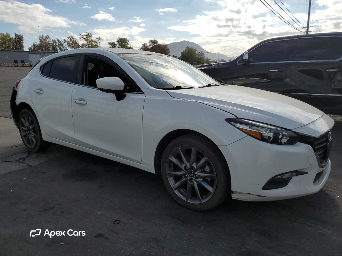 Mazda 3 2018