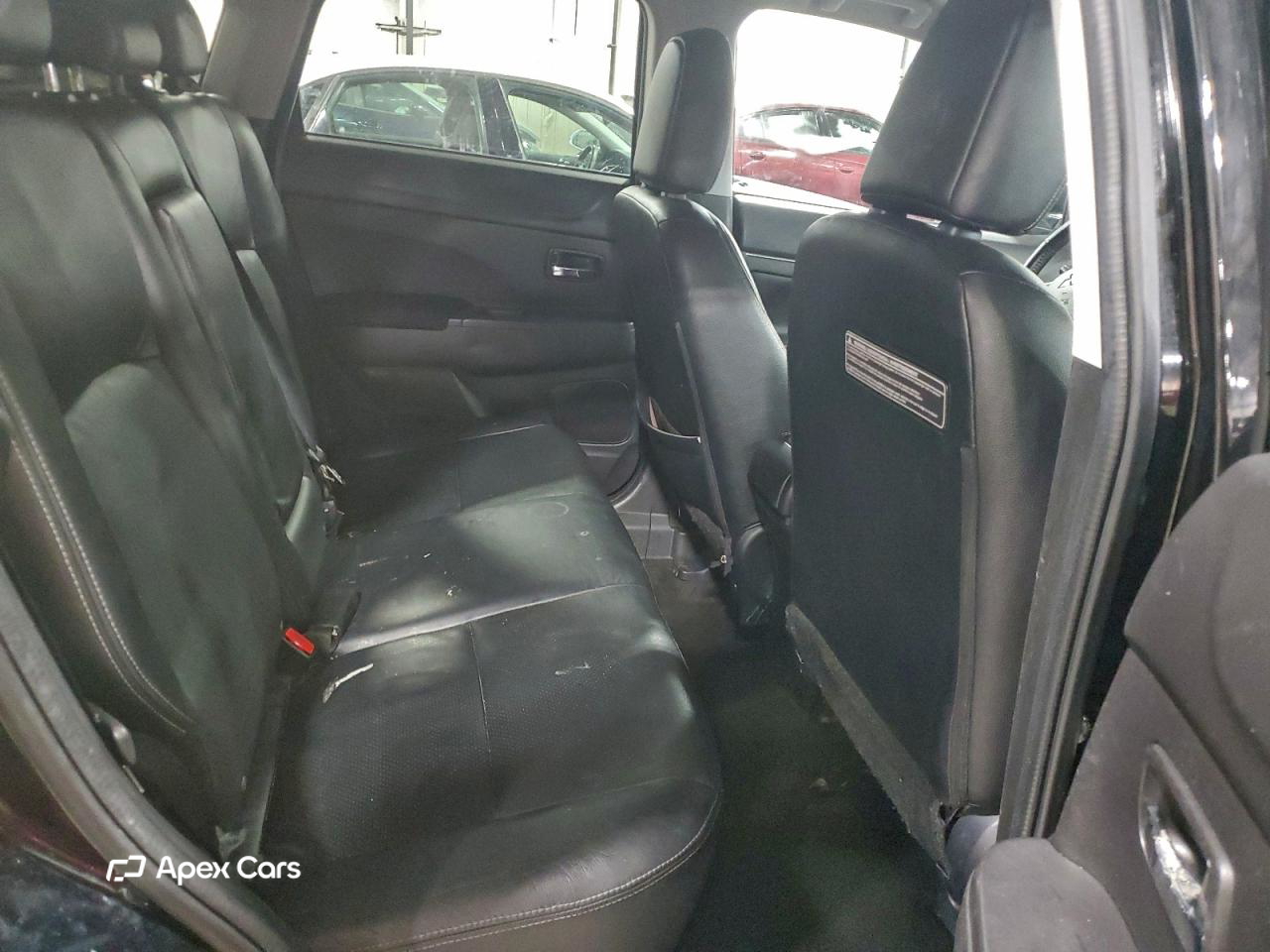 Mitsubishi Outlander 2015