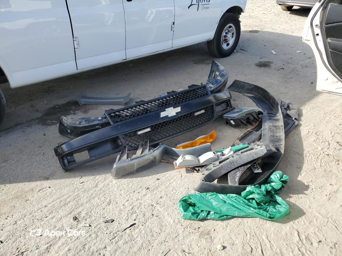 Chevrolet Express 2023