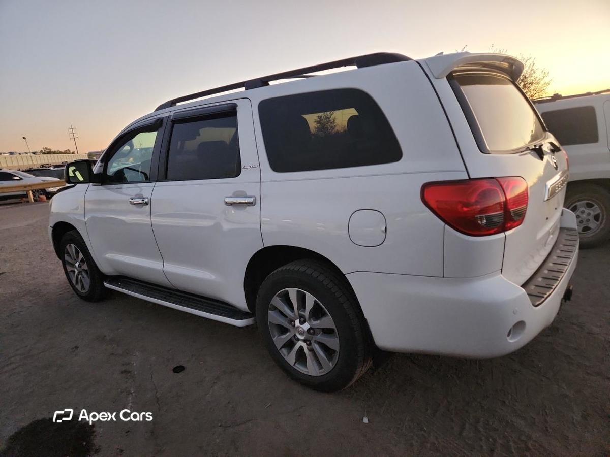 Toyota Sequoia 2015