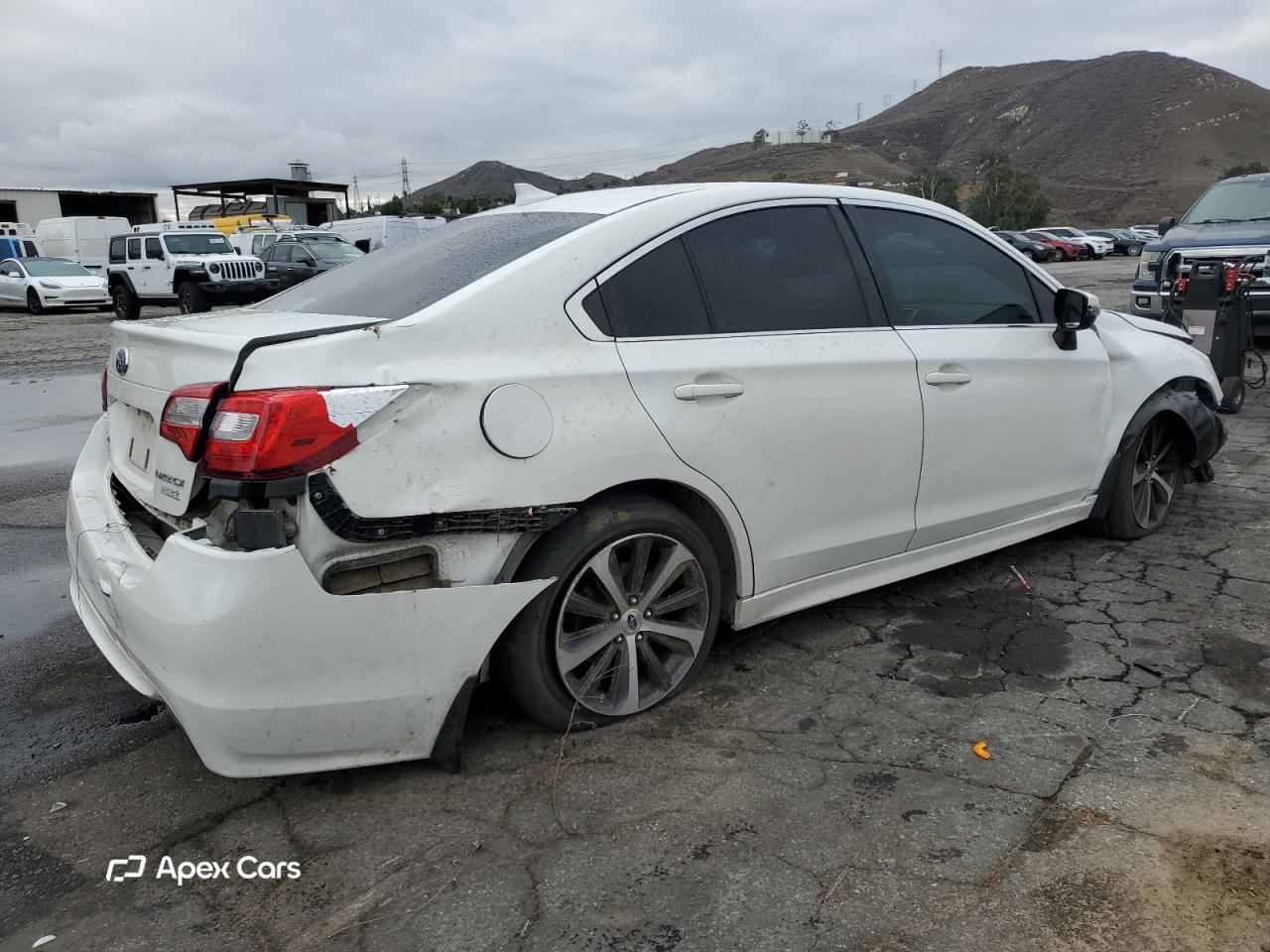 Subaru Legacy 2016
