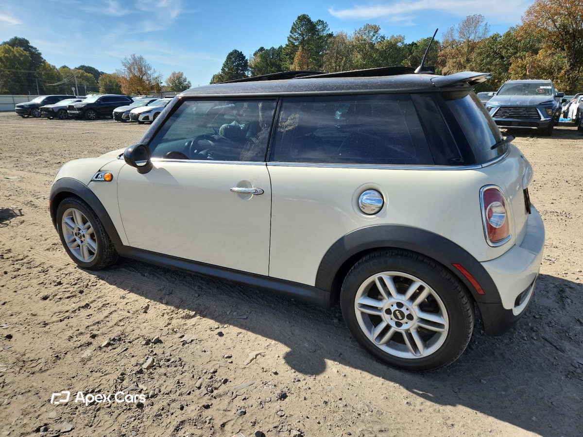 MINI Cooper 2013