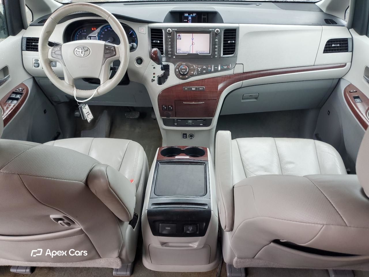 Toyota Sienna 2012