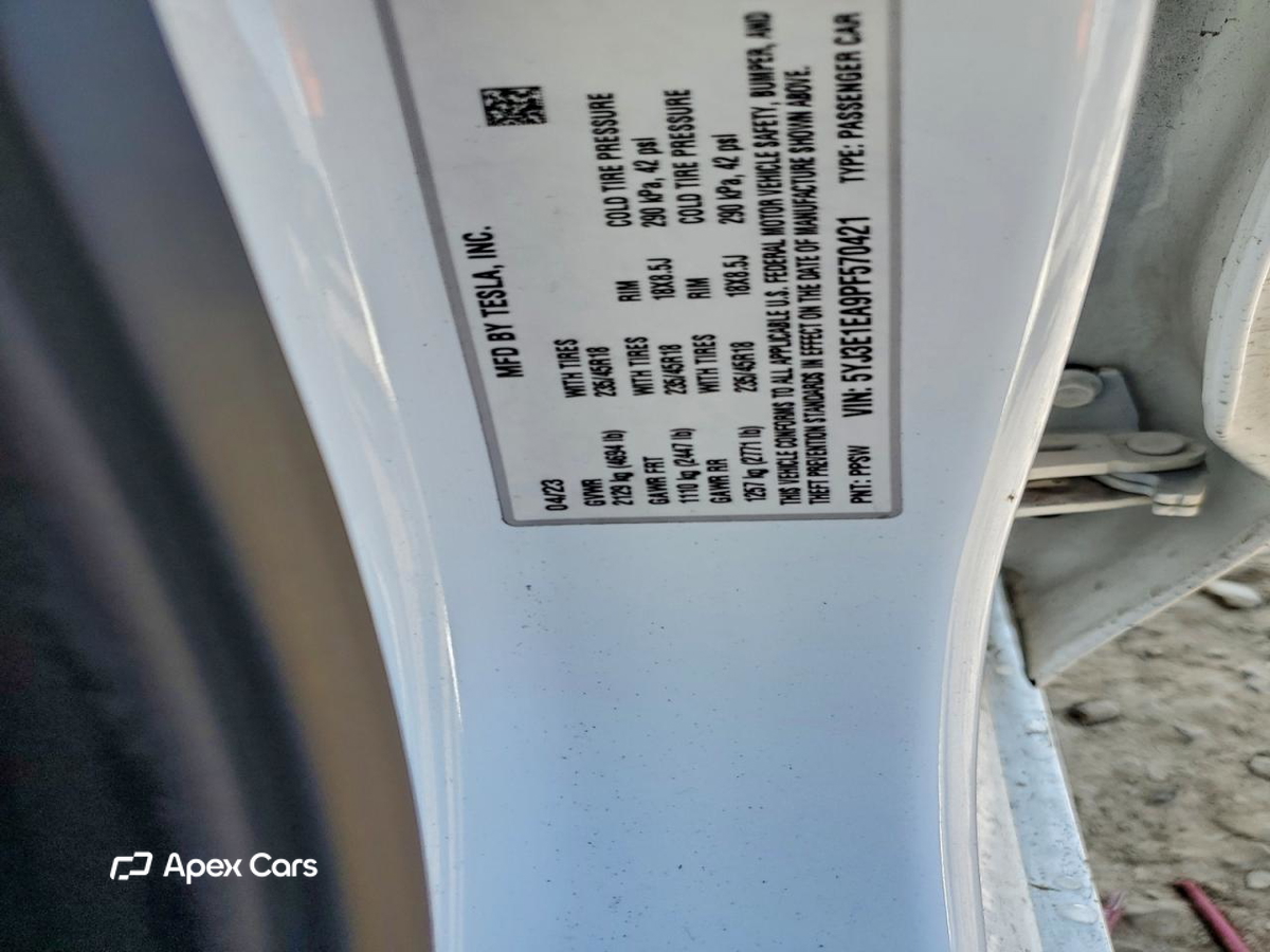 Tesla Model 3 2023