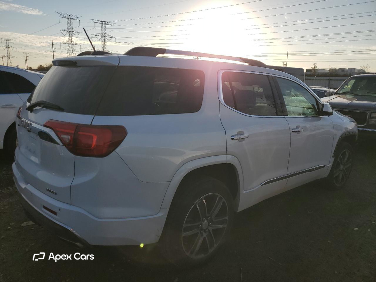 GMC Acadia 2017