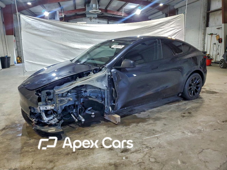 Tesla Model Y 2024 - Zdjęcie 1 z 14