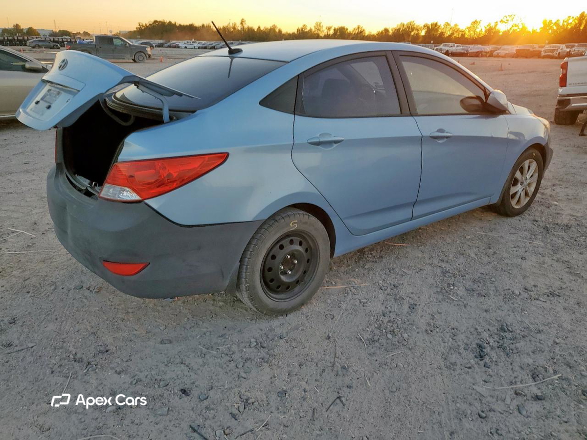 Hyundai Accent 2012