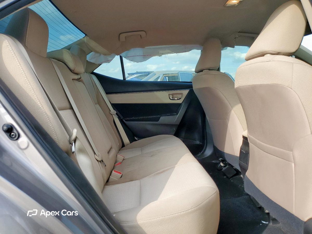 Toyota Corolla 2015