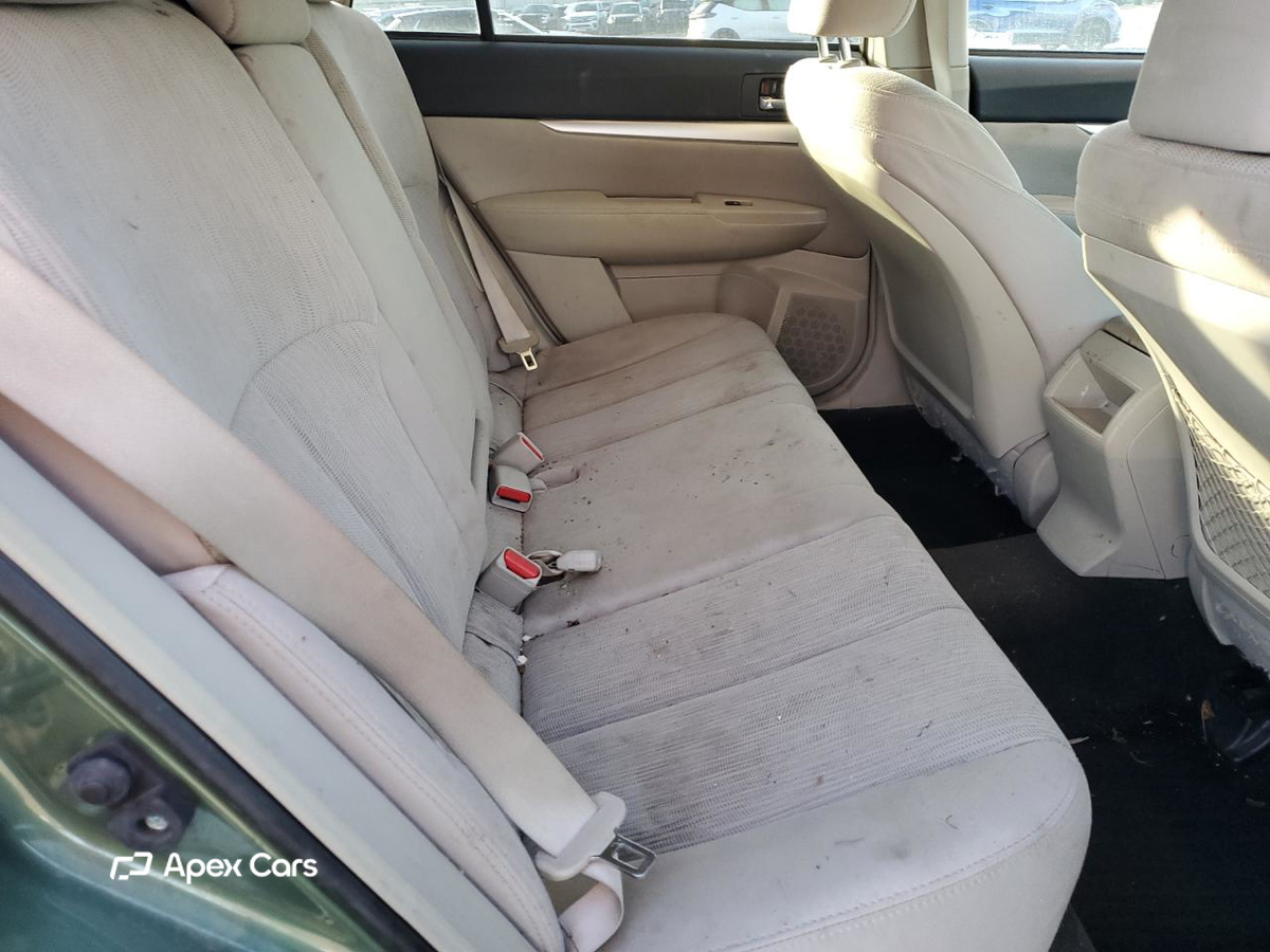 Subaru Outback 2013