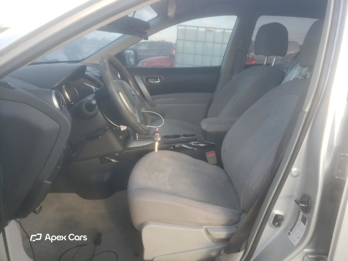 Nissan Rogue 2010