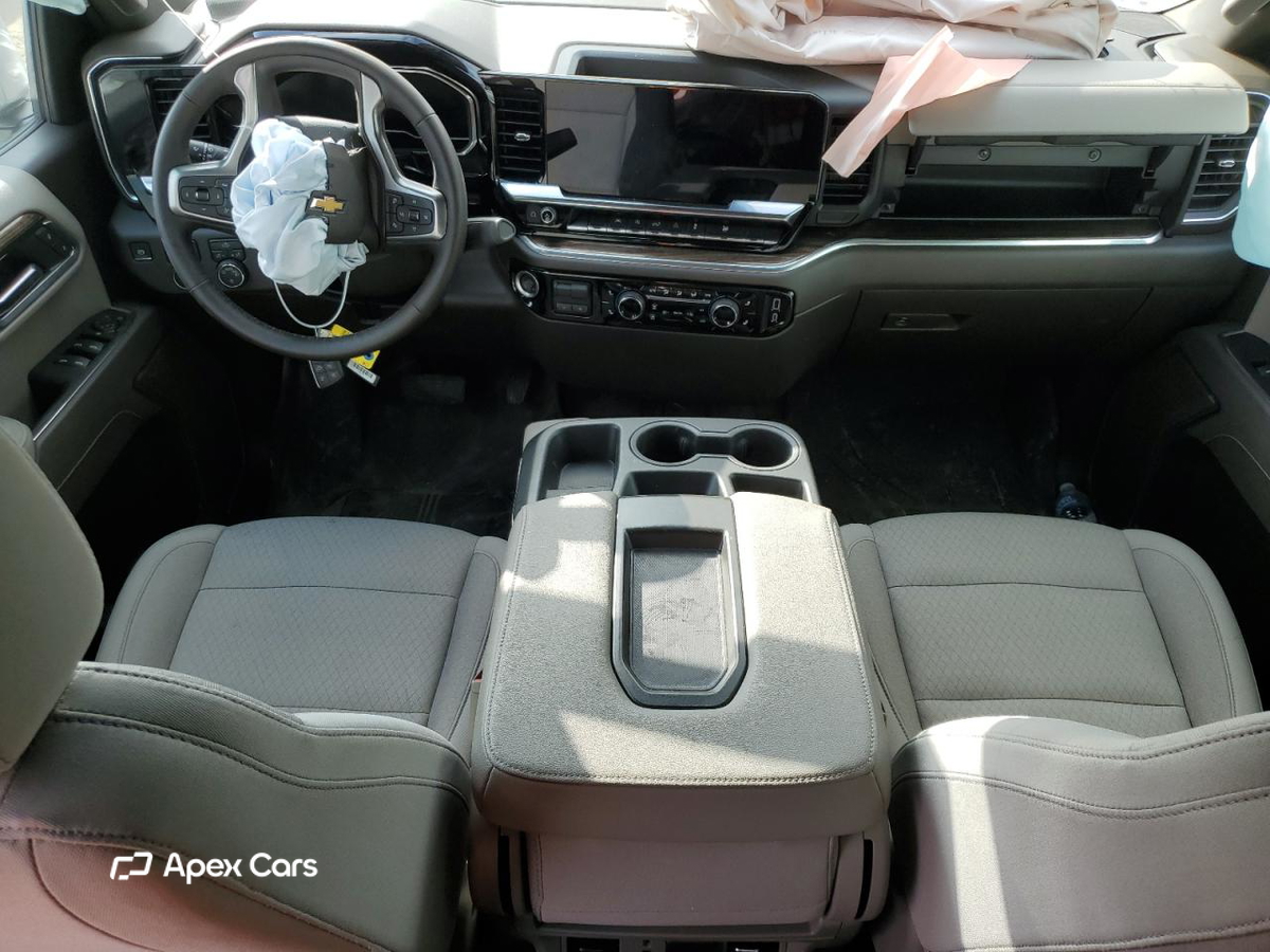 Chevrolet Silverado 2025