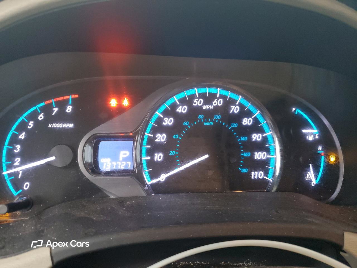 Toyota Sienna 2011