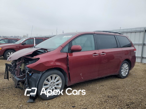 Toyota Sienna 2014 - Image 1 of 13