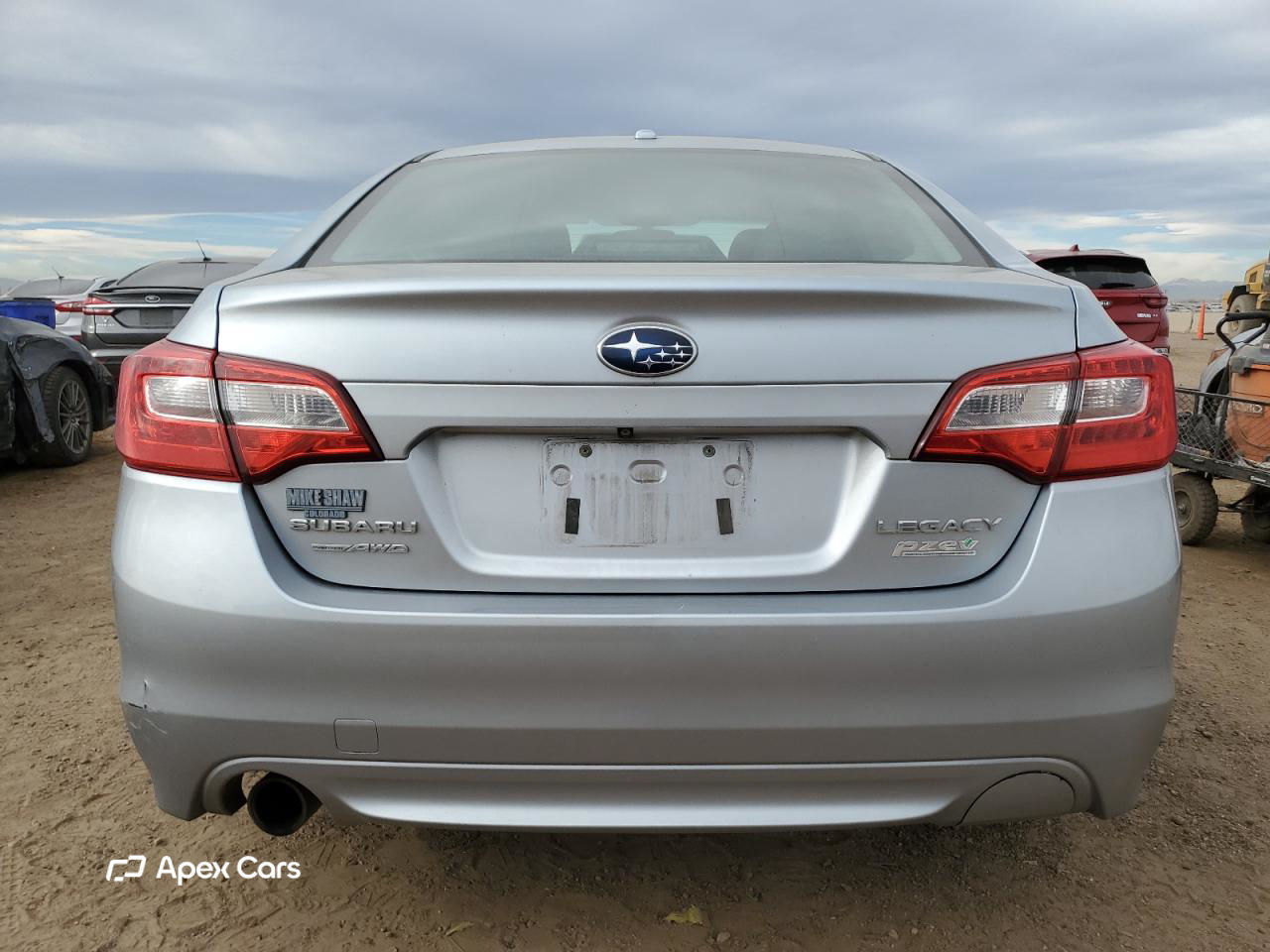 Subaru Legacy 2015