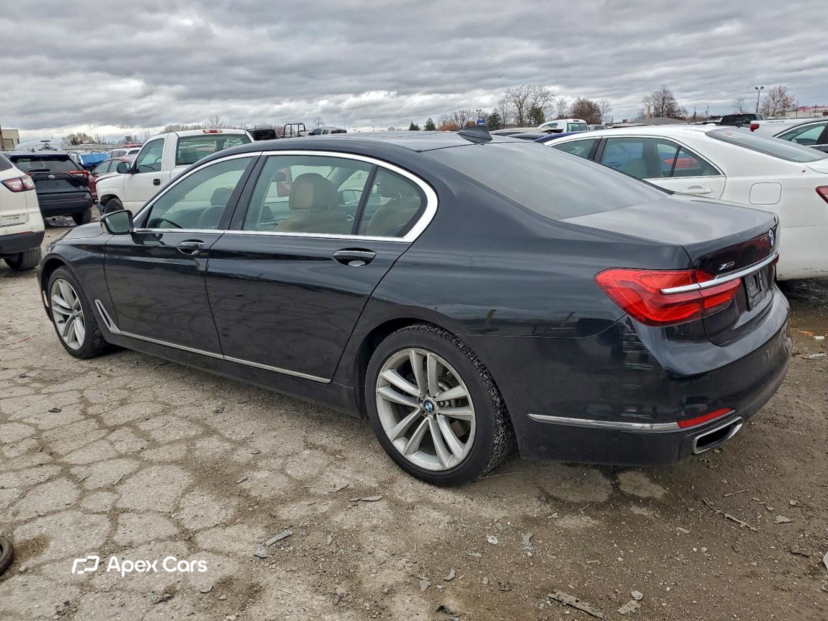 BMW Series 7 2016