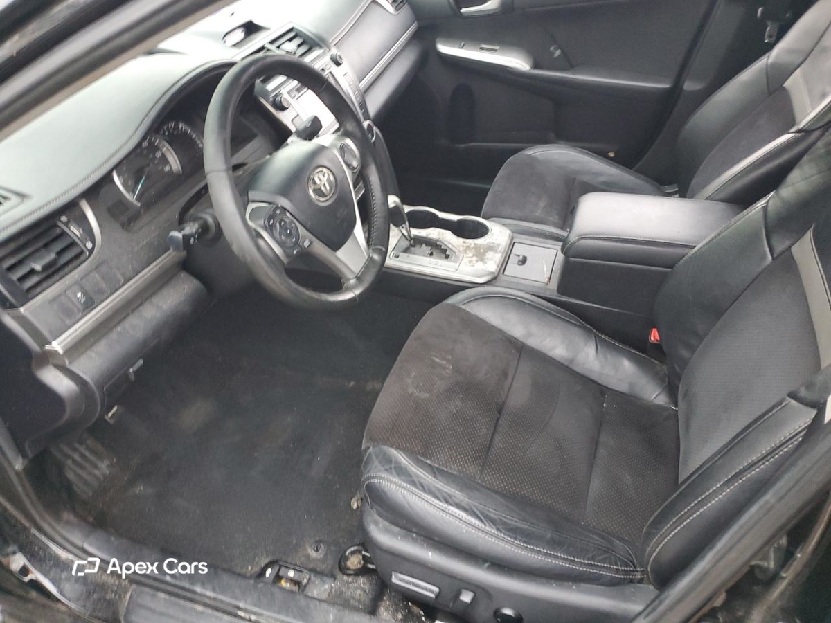 Toyota Camry 2012