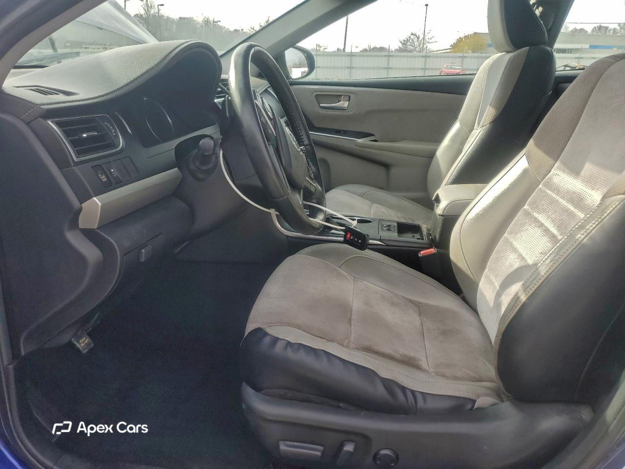 Toyota Camry 2015