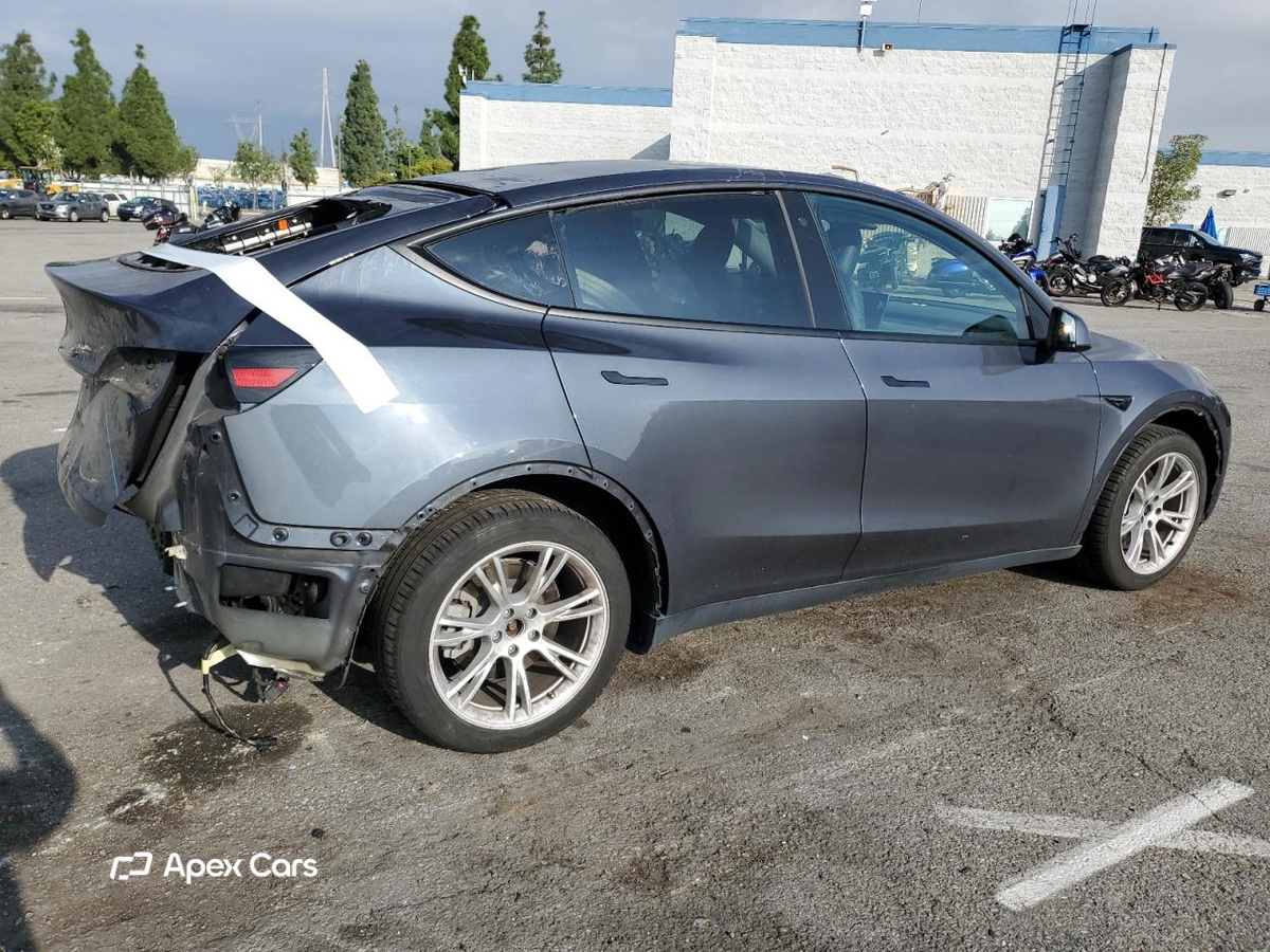 Tesla Model Y 2020