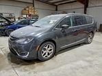 Chrysler Pacifica 2017
