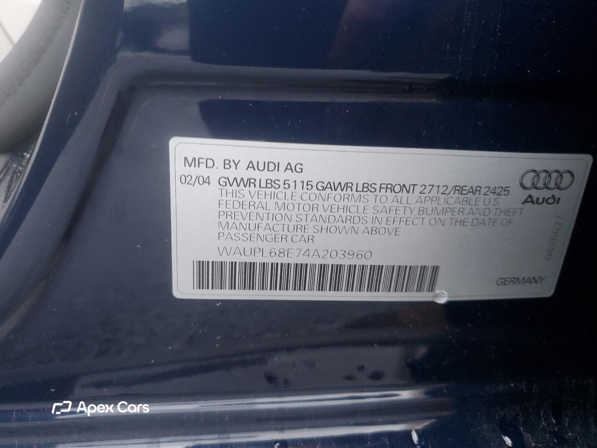 Audi RS4 2004