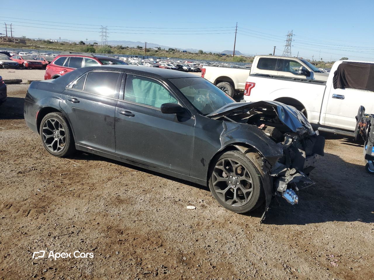 Chrysler 300 2019