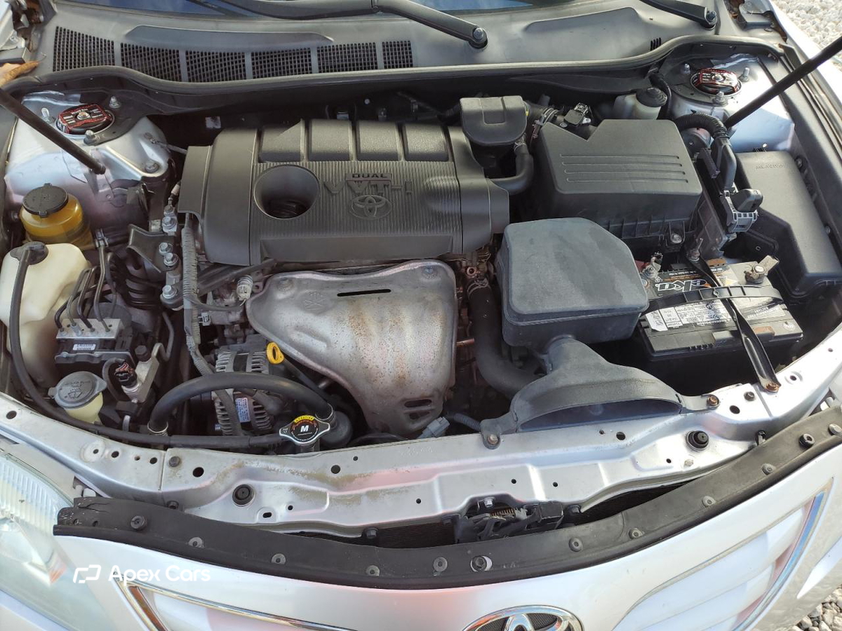 Toyota Camry 2011